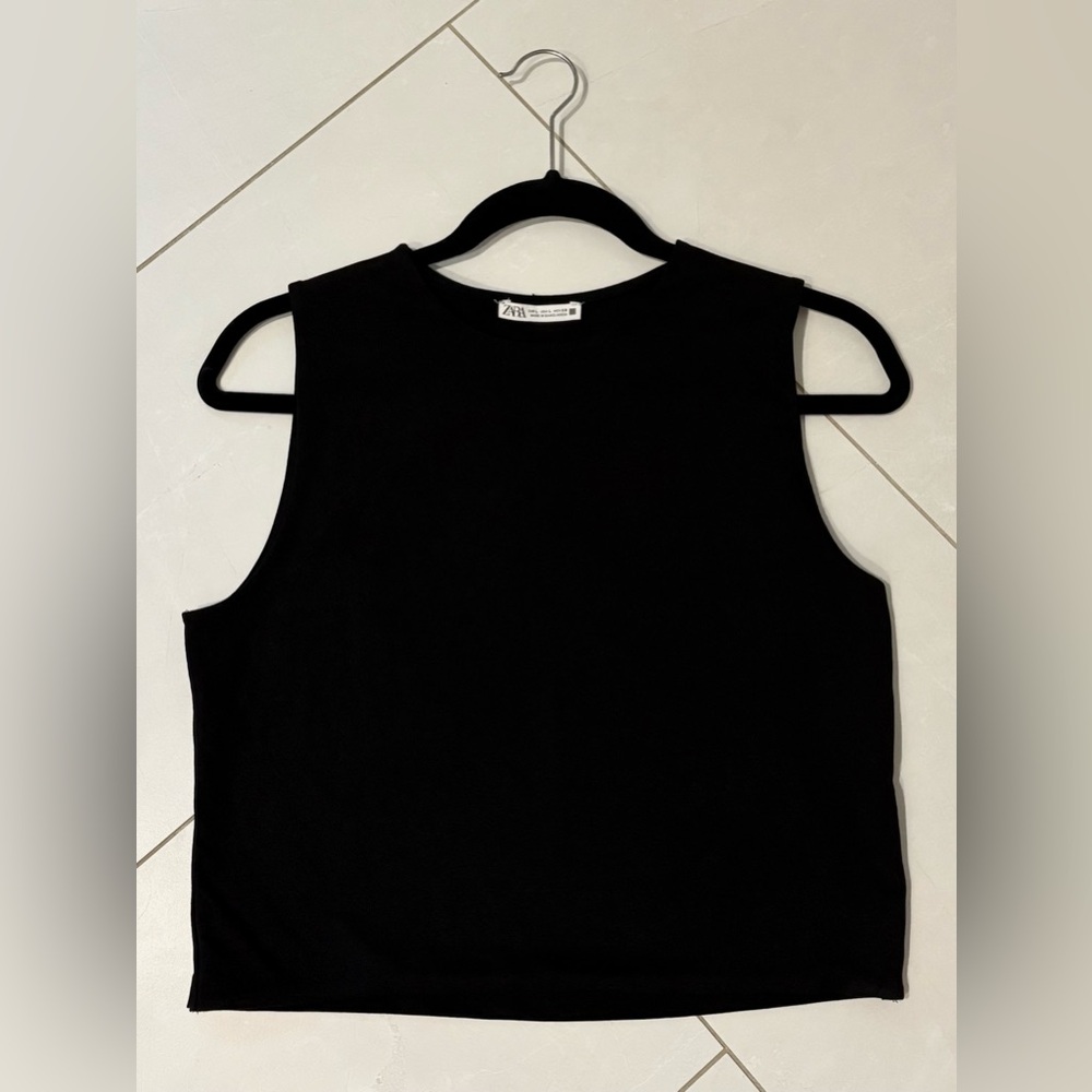 Zara Classic Black Cropped Tank Top NEW
